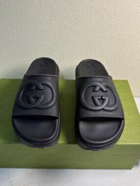 Gucci GG Platform Slides